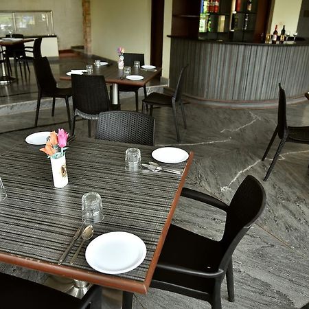 Jolans Guest House 波戈马洛 外观 照片